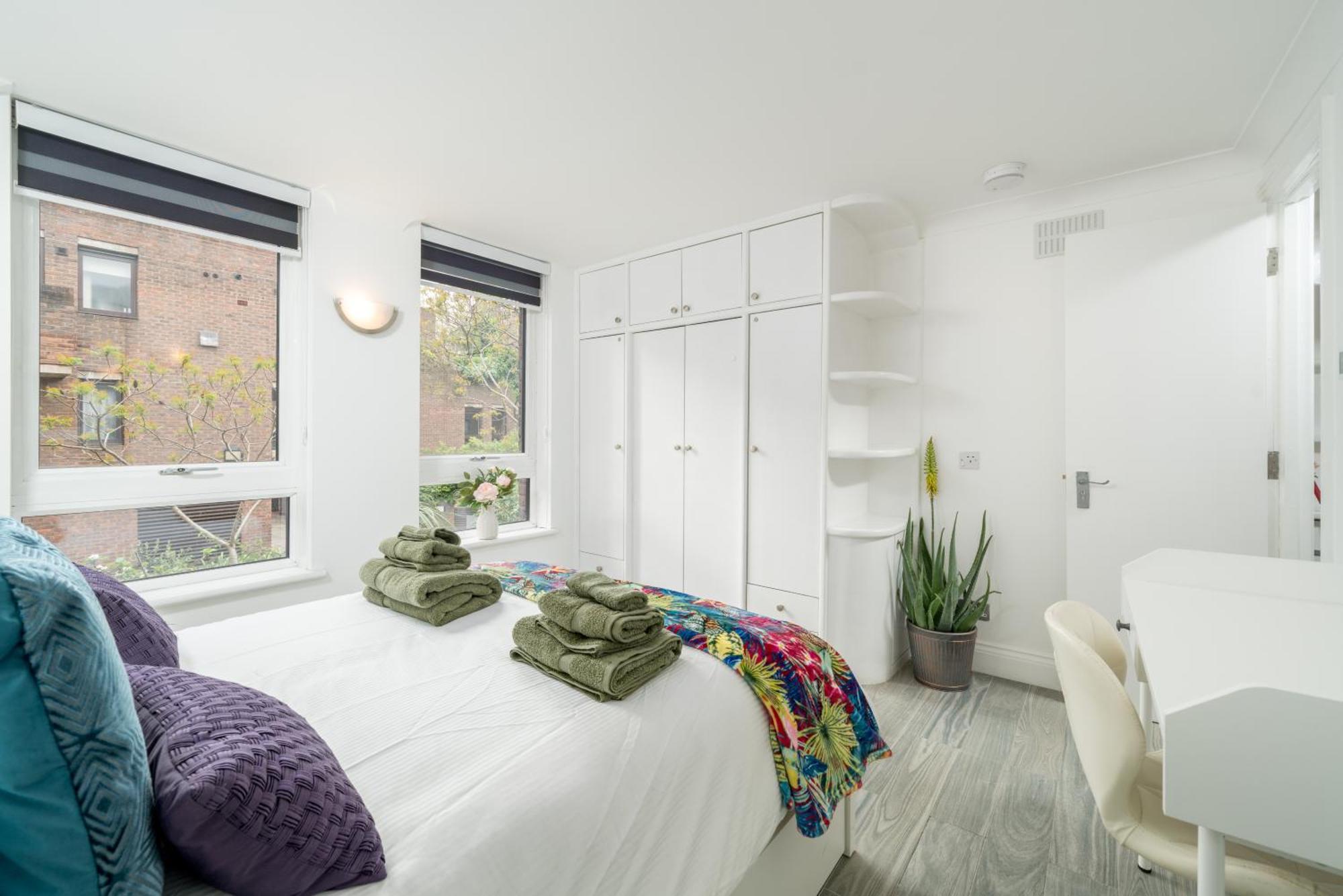 Appartamento Beautiful & Serene Flat In The Heart Of *